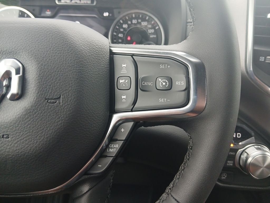 2026 RAM 1500 Laramie - Photo 17