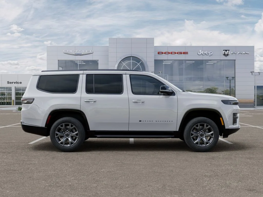 New 2026 Bright White Clear-Coat Exterior Paint Jeep Limited Altitude image 22
