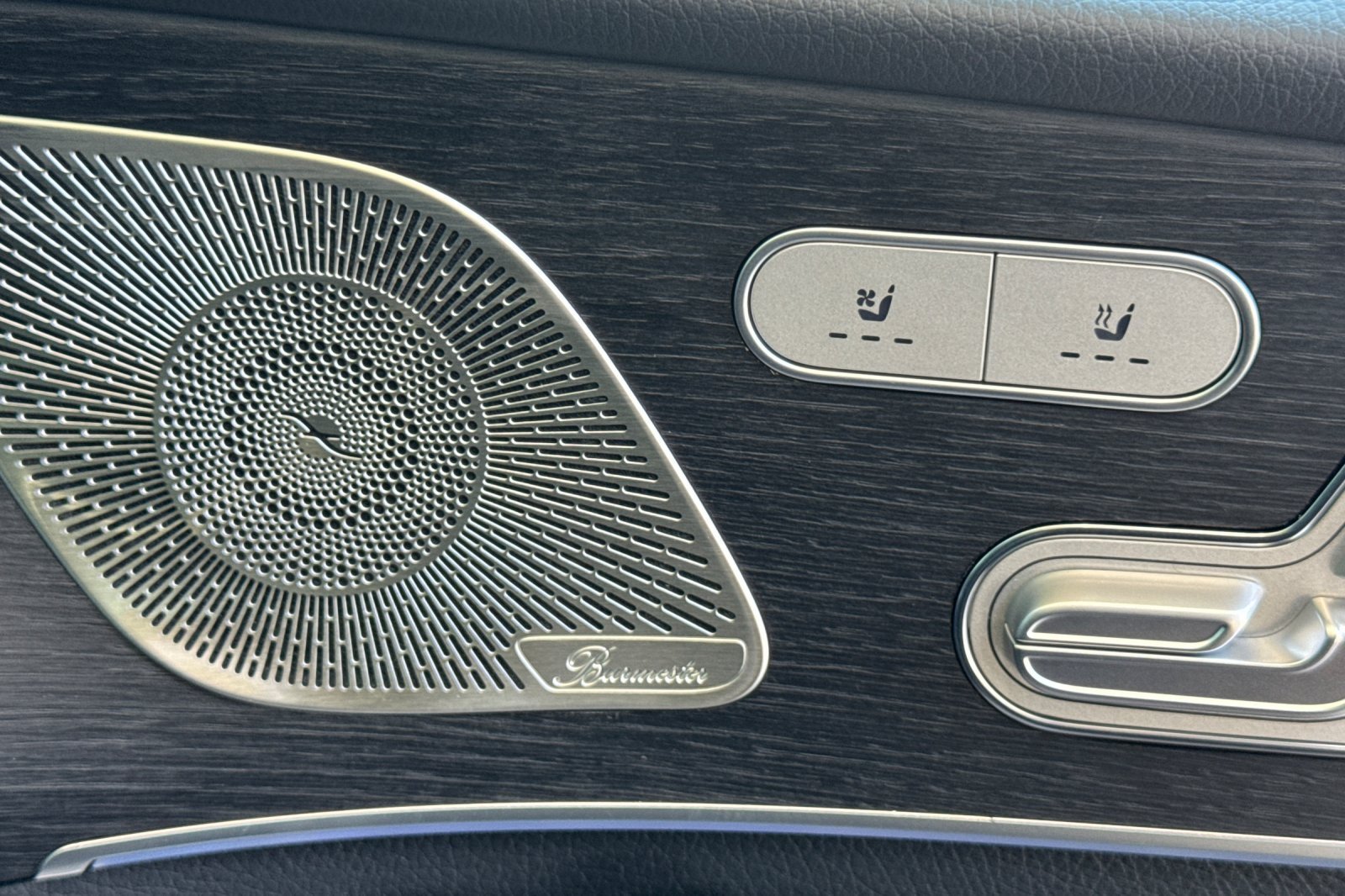 New 2026 MANUFAKTUR Alpine Grey Mercedes-Benz GLS 450 image 6