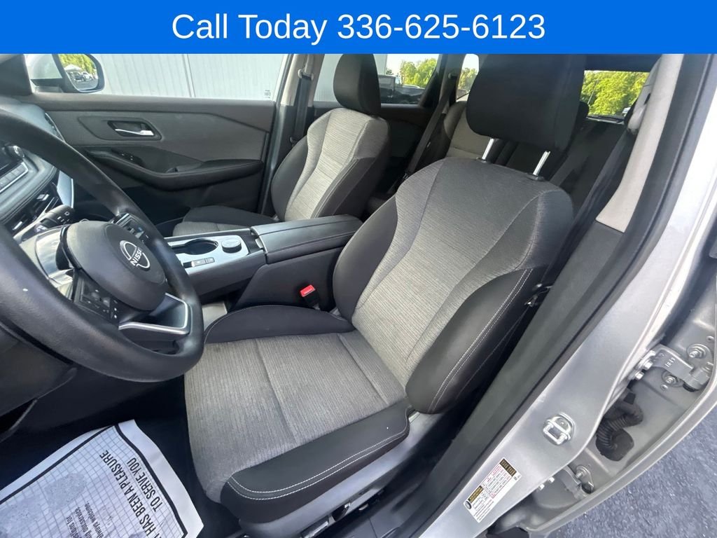 Used 2022 Silver Nissan SV image 22