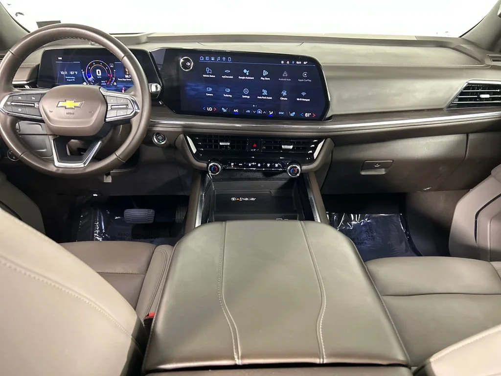 Used 2025 Black Chevrolet LT image 19