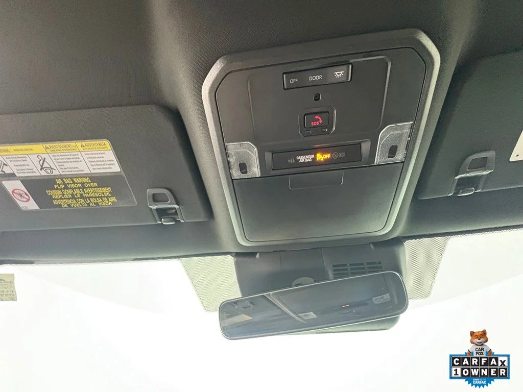 Used 2025  Toyota SR5 image 20