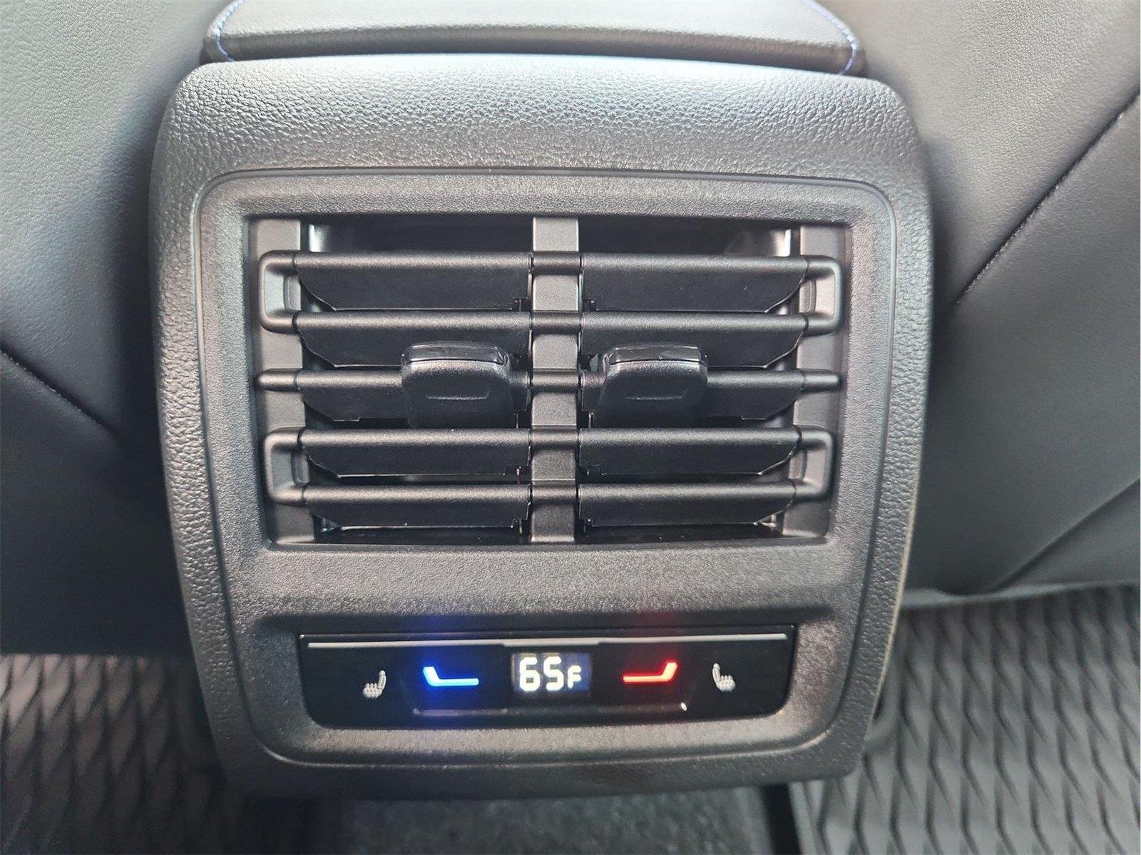 2025 Volkswagen Golf R photo 20 of 32