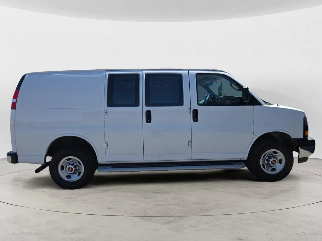 Used 2024 Summit White GMC Work Van image 6