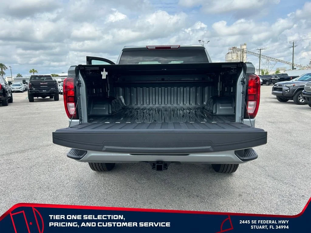 New 2026 Sterling Metallic GMC Elevation image 10
