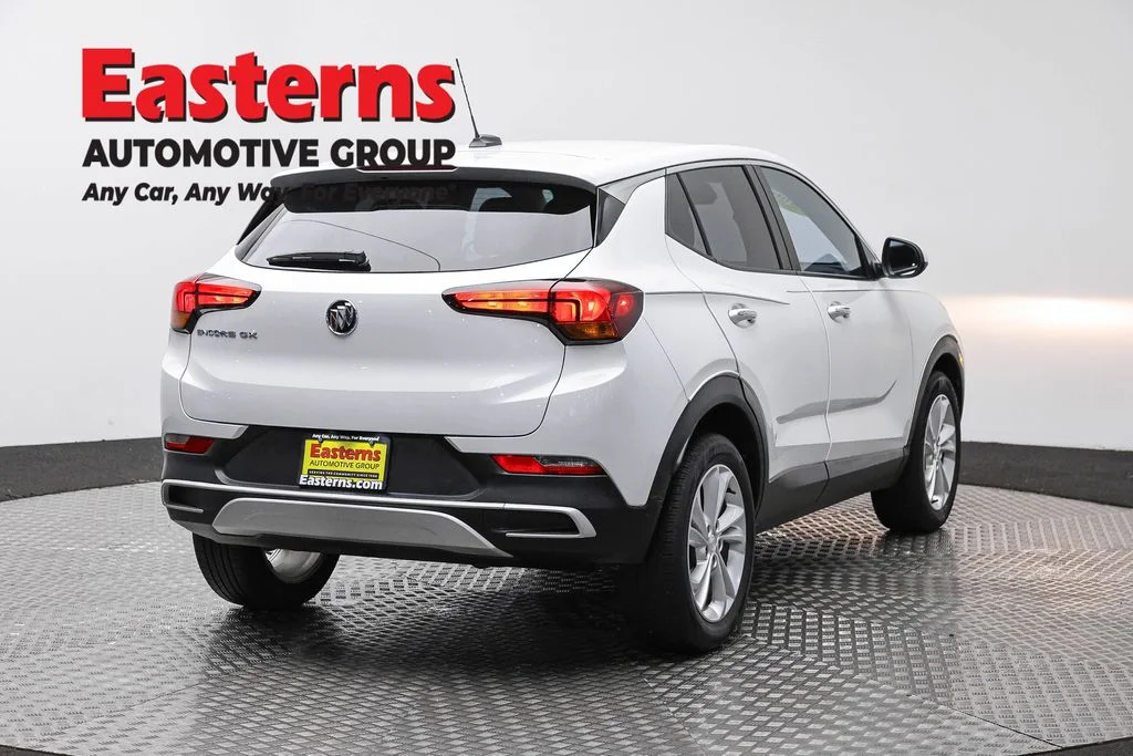 Used 2023 White Buick Preferred image 5