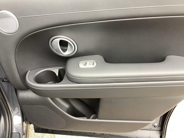 New 2026 Gray Pearl Hyundai SEL Premium image 16