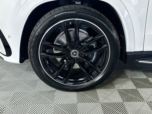 New 2026 MANUFAKTUR Moonlight White Metallic Mercedes-Benz GLS 580 image 63