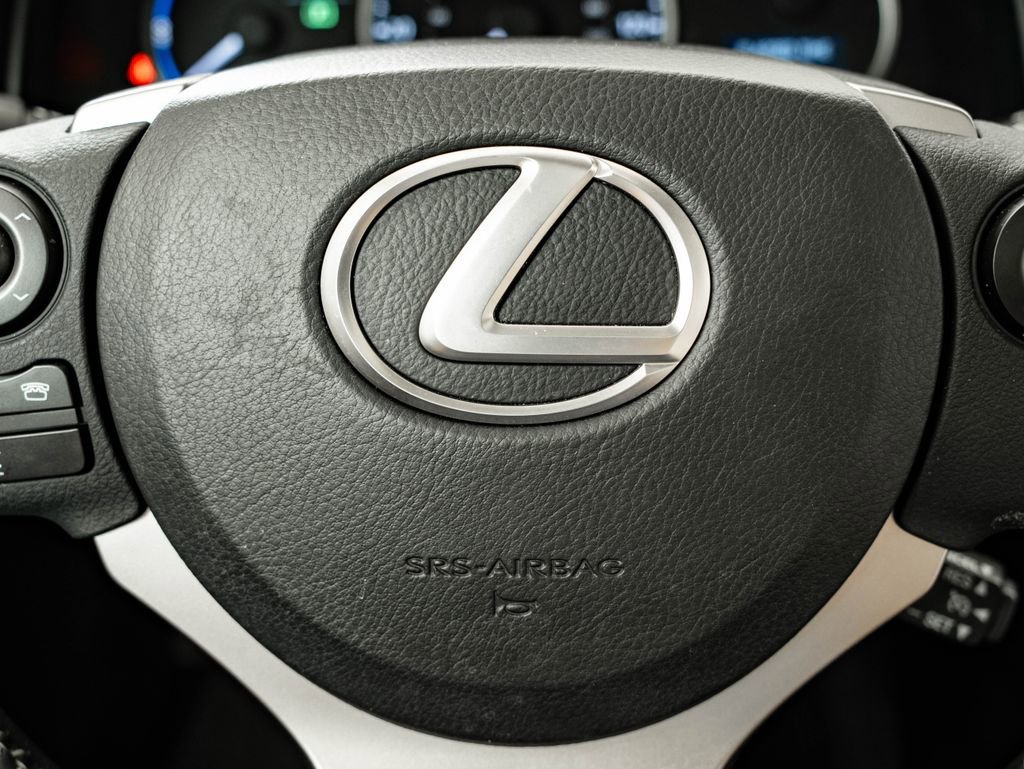 Used 2014 Pearl Lexus 200h image 28