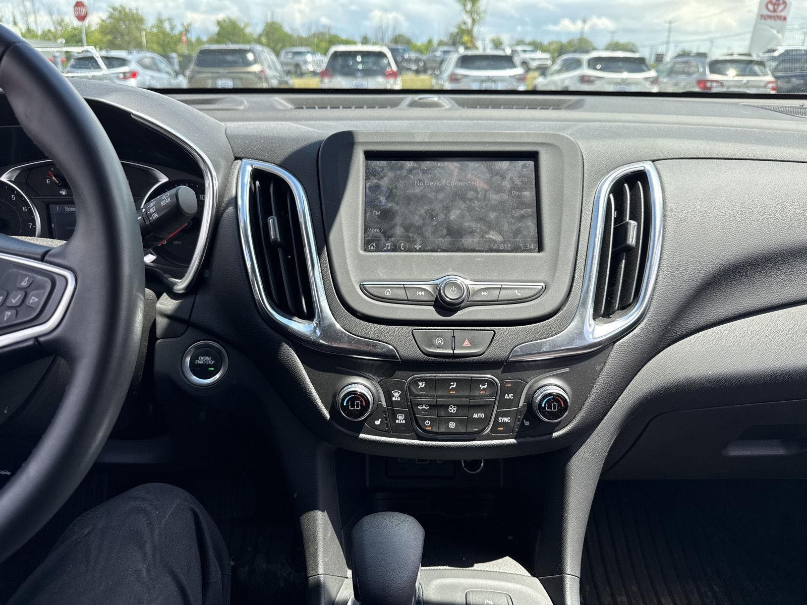 Used 2024 Summit White Chevrolet LT image 9