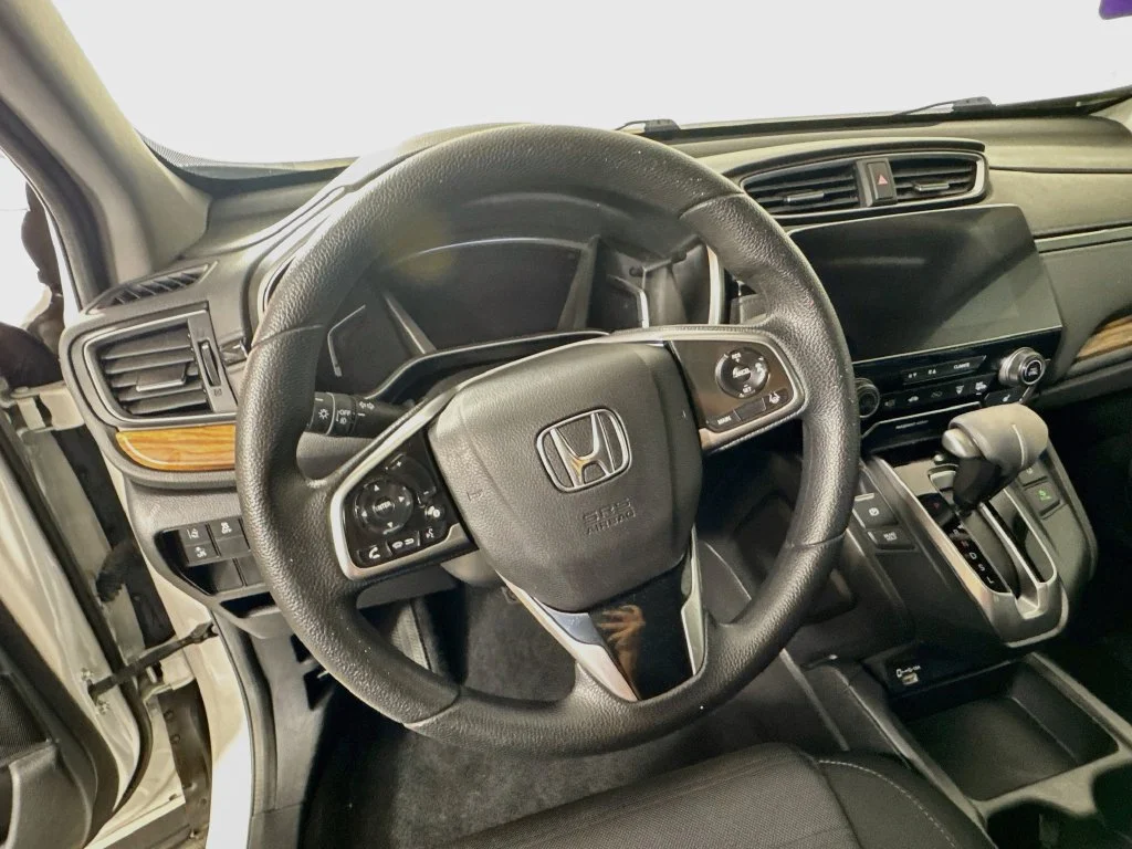 Used 2022 White Honda EX image 11