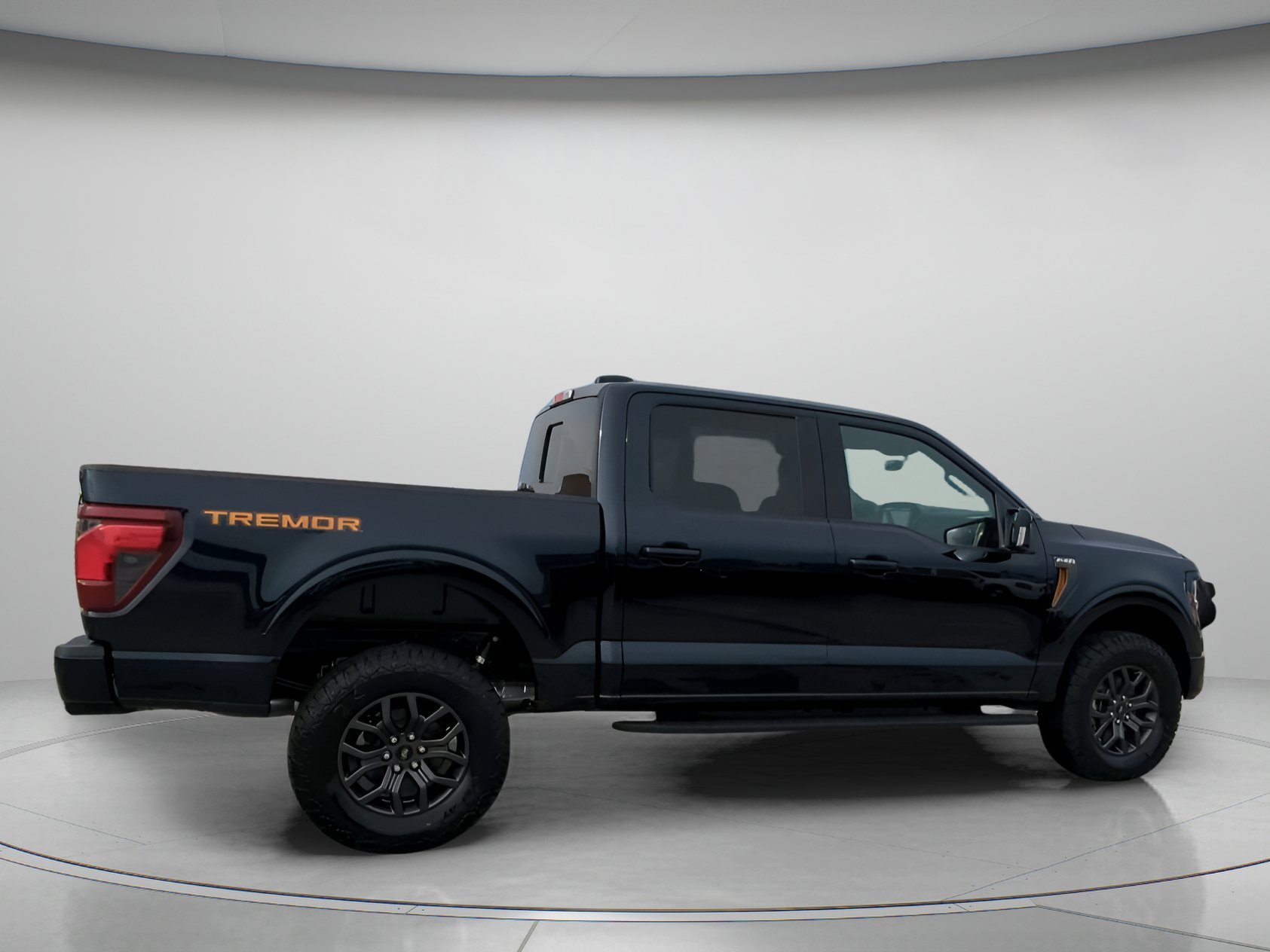 New 2026 Agate Black Metallic Ford Tremor® image 27