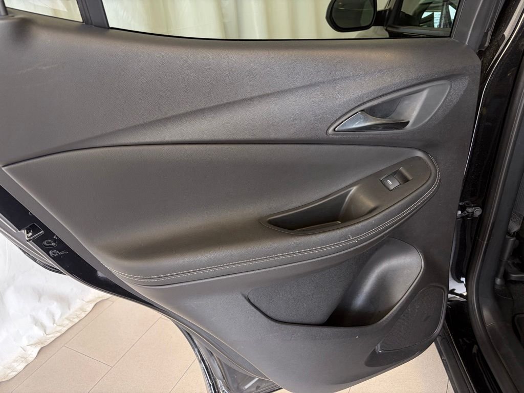 Used 2025 Ebony Twilight Metallic Buick Preferred image 18