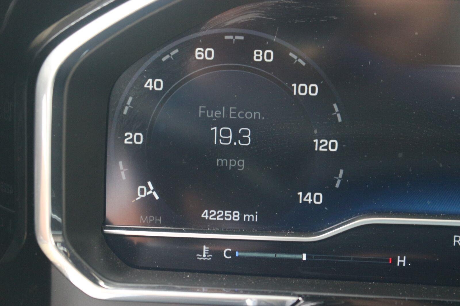 Used 2025 Cypress Gray Chevrolet LT image 25