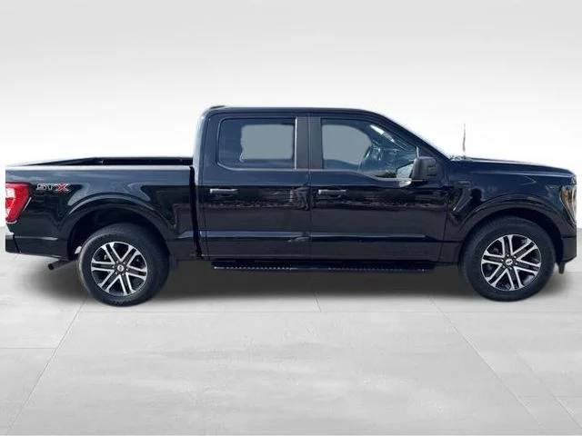 Used 2023 Black Ford XL image 6