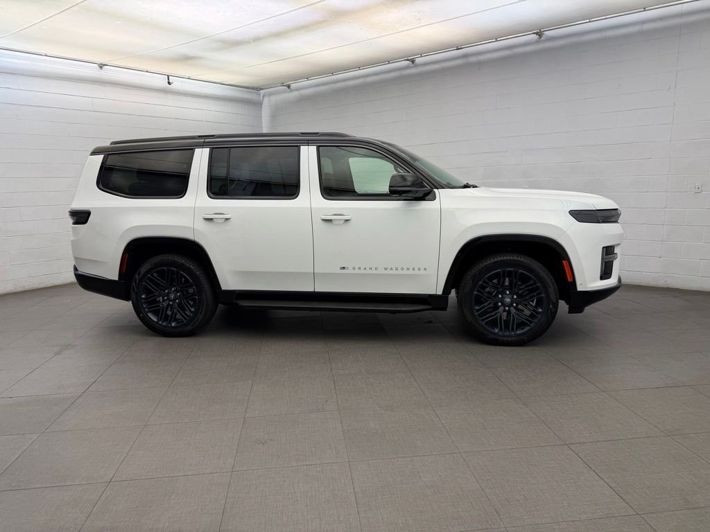 New 2026 Bright White Clear-Coat Exterior Paint Jeep 85th Anniversary Edition image 2