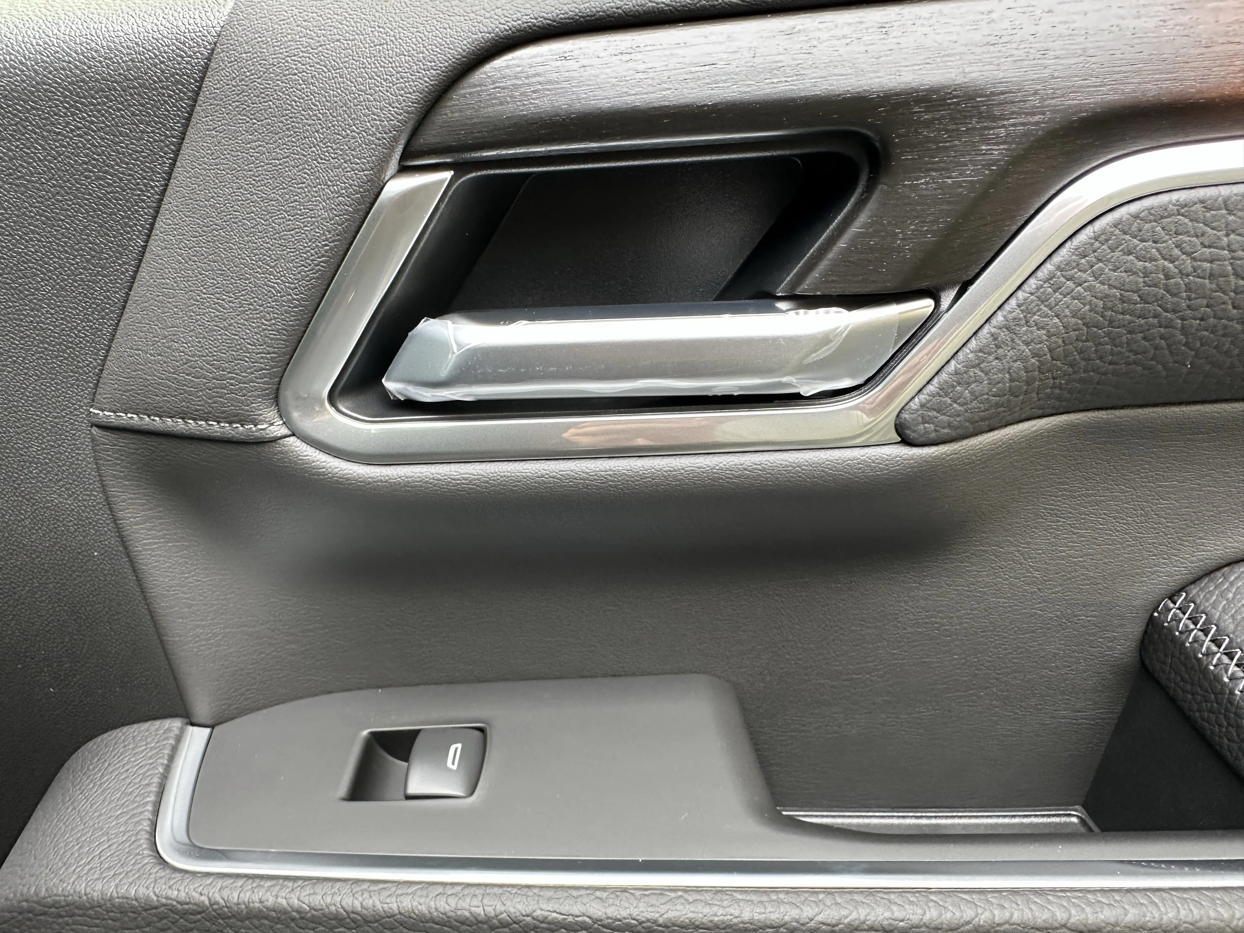 New 2026 Glacier White Tricoat GMC Denali image 22