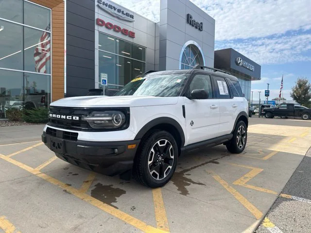 Used 2022 White Ford Outer Banks image 1