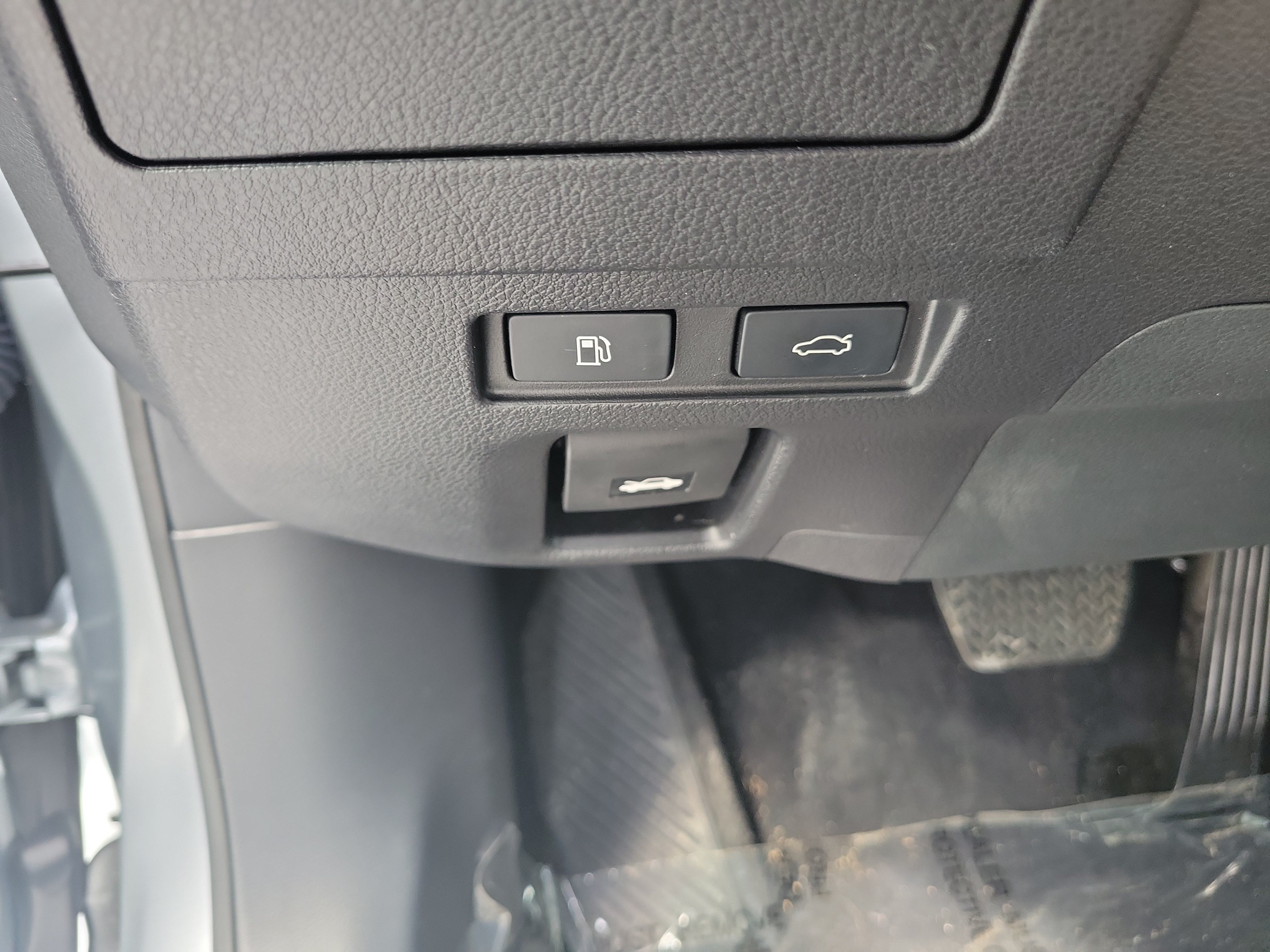 Used 2023 Iridium Lexus 250 image 24