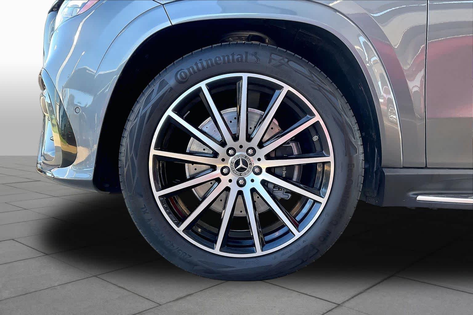 Used 2026 Selenite Grey Metallic Mercedes-Benz GLS 450 image 11