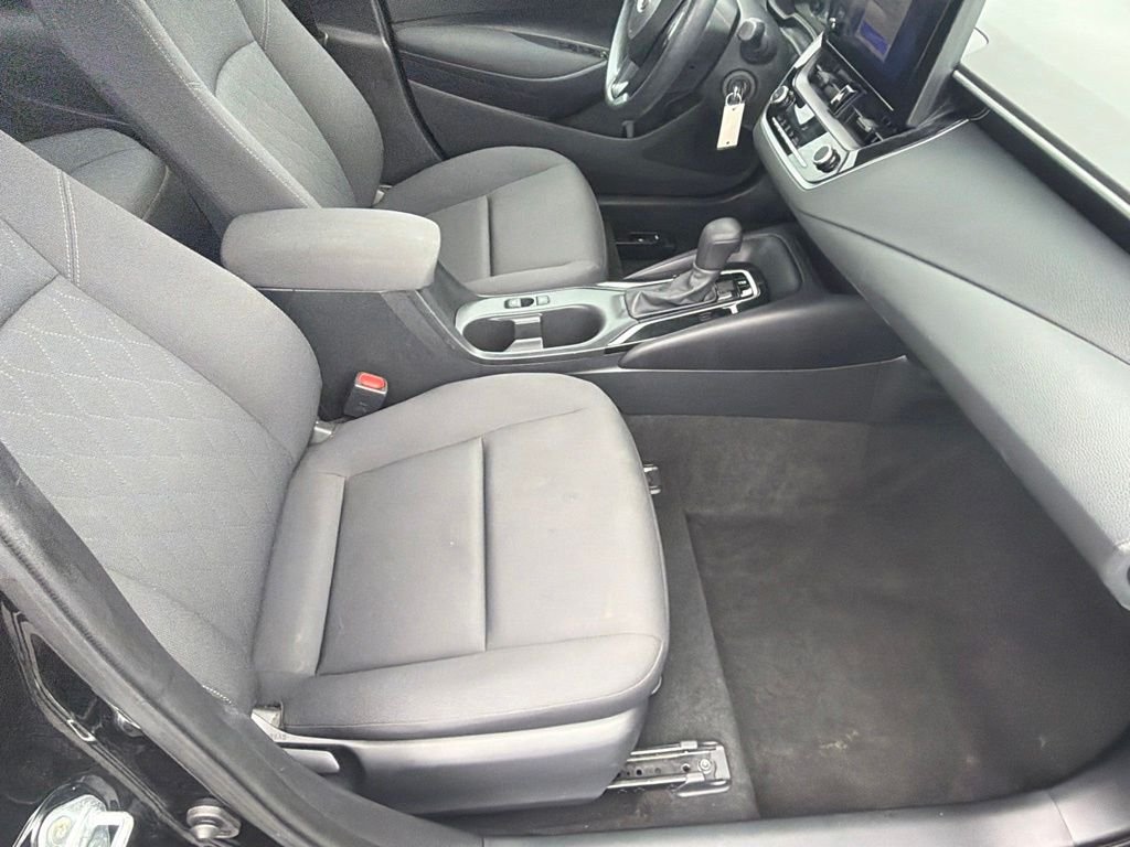 Used 2023 Midnight Black Metallic Toyota LE image 33