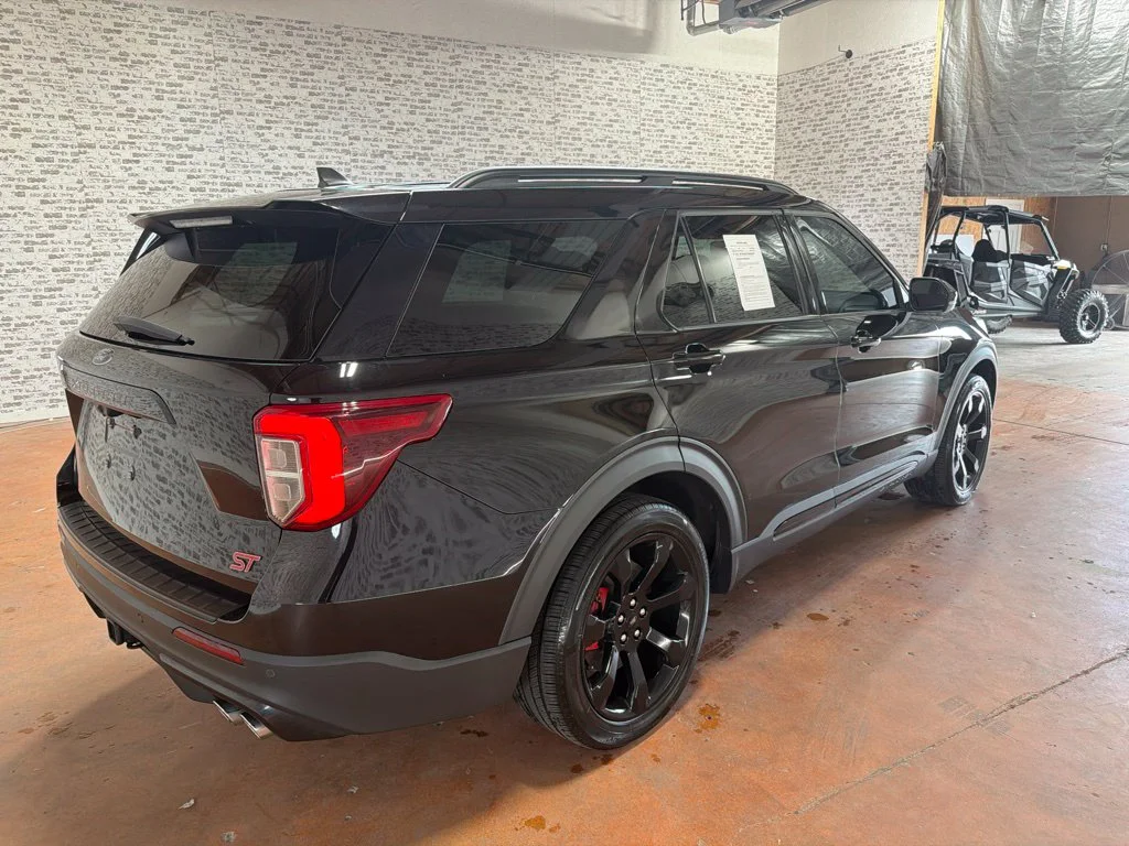 Used 2022 Black Metallic Ford ST image 7
