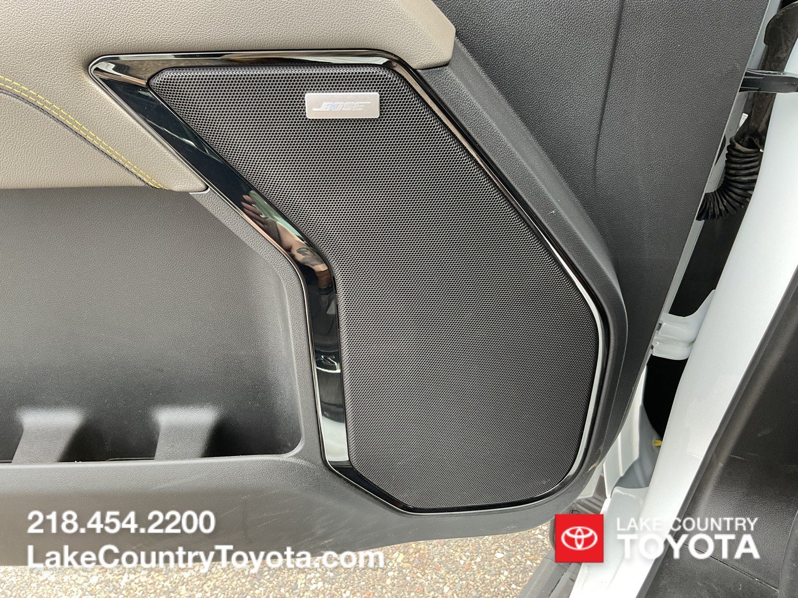 Used 2024 White Chevrolet ZR2 image 34
