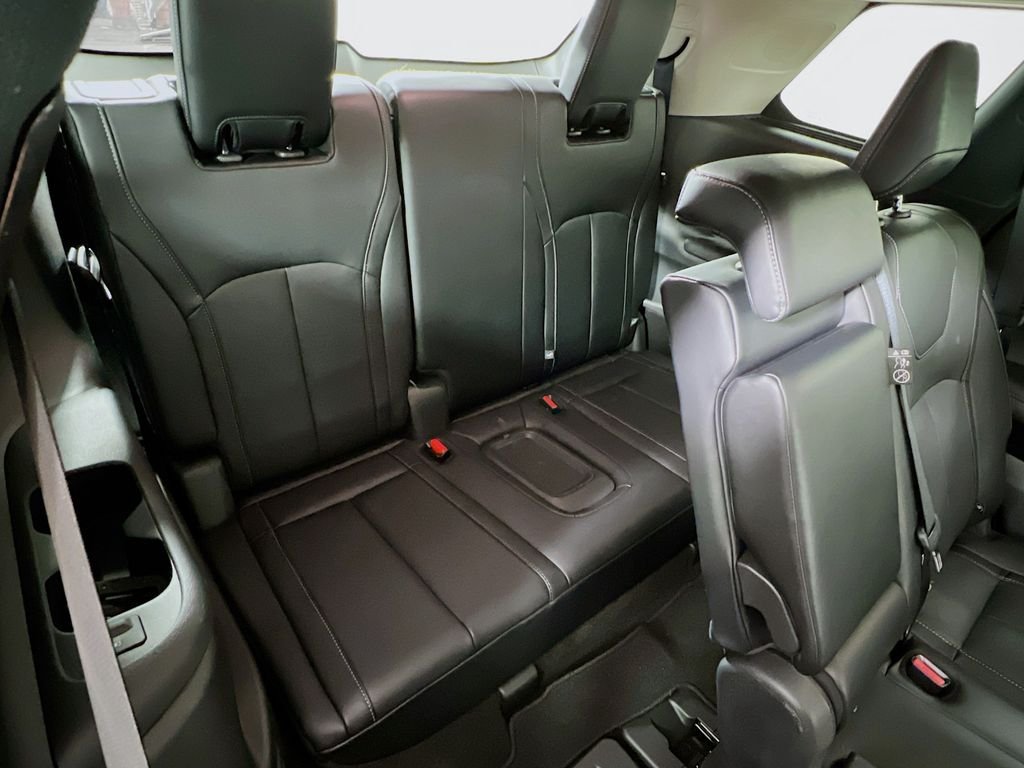 Used 2023 Blue INFINITI LUXE image 28