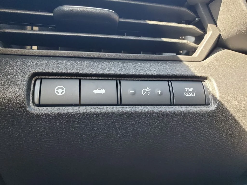 2025 Nissan Altima SL - Photo 19
