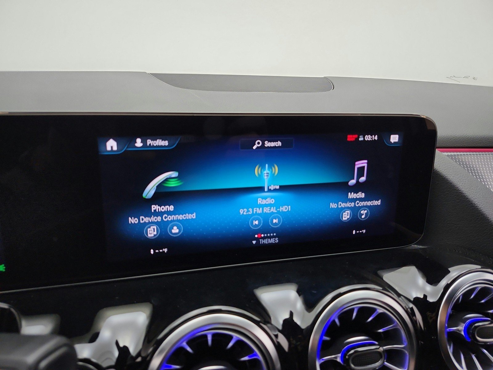Used 2023 Mountain Grey Metallic Mercedes-Benz GLA 250 SUV image 9