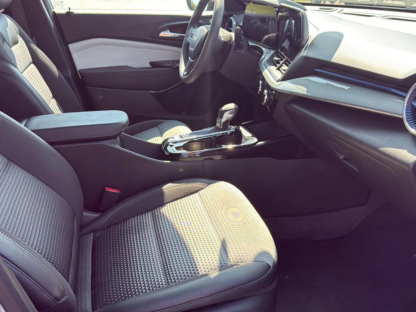 Used 2025 Sterling Gray Metallic Chevrolet LT image 11