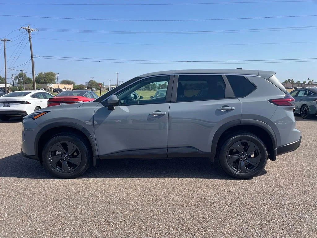 Used 2026 Gray Nissan SV image 4