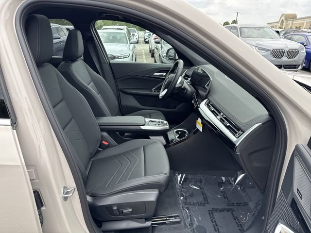 New 2026 Dune Grey Metallic BMW xDrive28i image 9