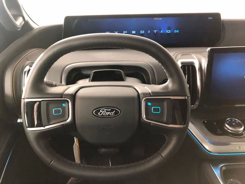 New 2026 Glacier Gray Metallic Tri-Coat Ford Tremor® image 6