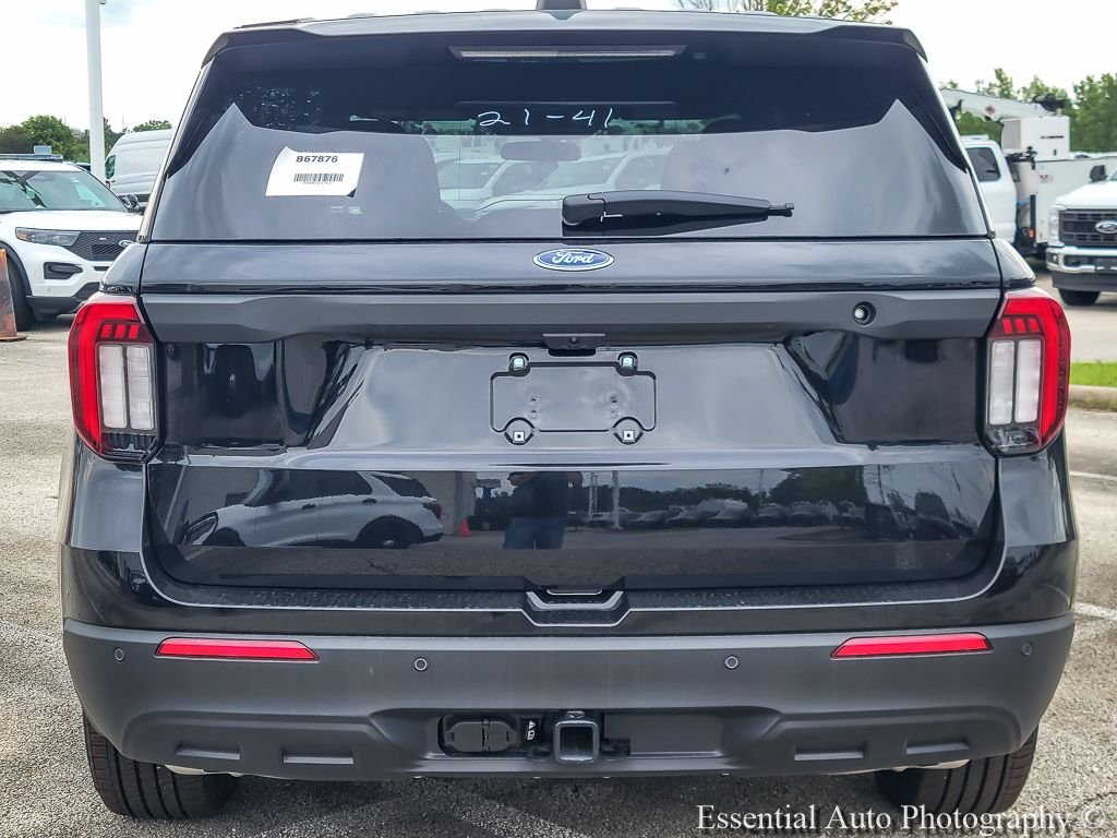 New 2026 Black Ford 4DR AWD POLICE image 5