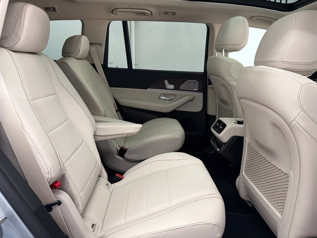 New 2027 Silver Mercedes-Benz GLS 450 image 29