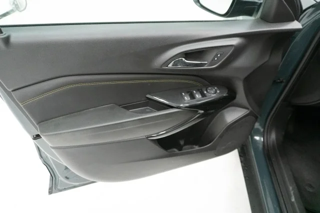 Used 2025 Cypress Gray Chevrolet LT image 19