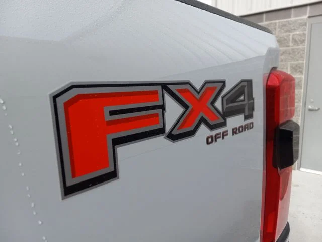 New 2026 Avalanche Ford XLT image 26