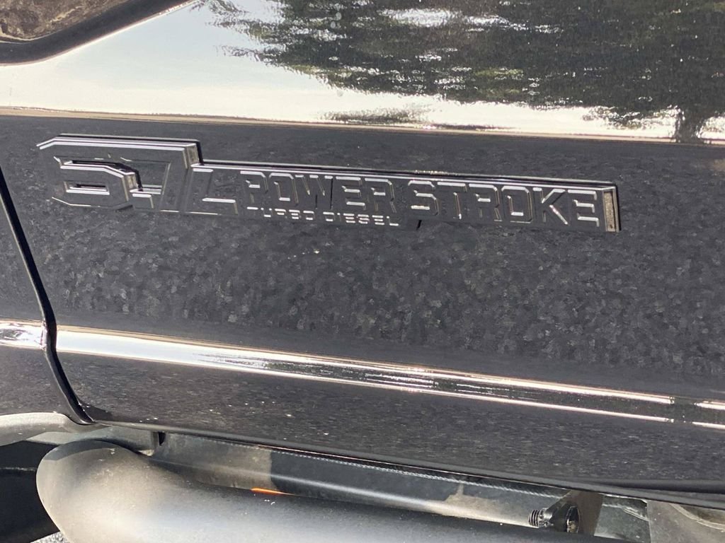Used 2023 Agate Black Metallic Ford Lariat image 13