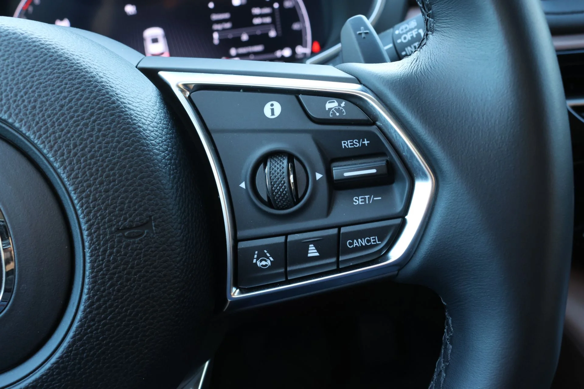 Certified Used 2025 Liquid Carbon Metallic Acura TECH image 10