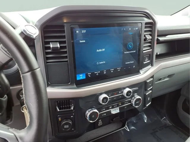 Used 2025  Ford XLT image 6