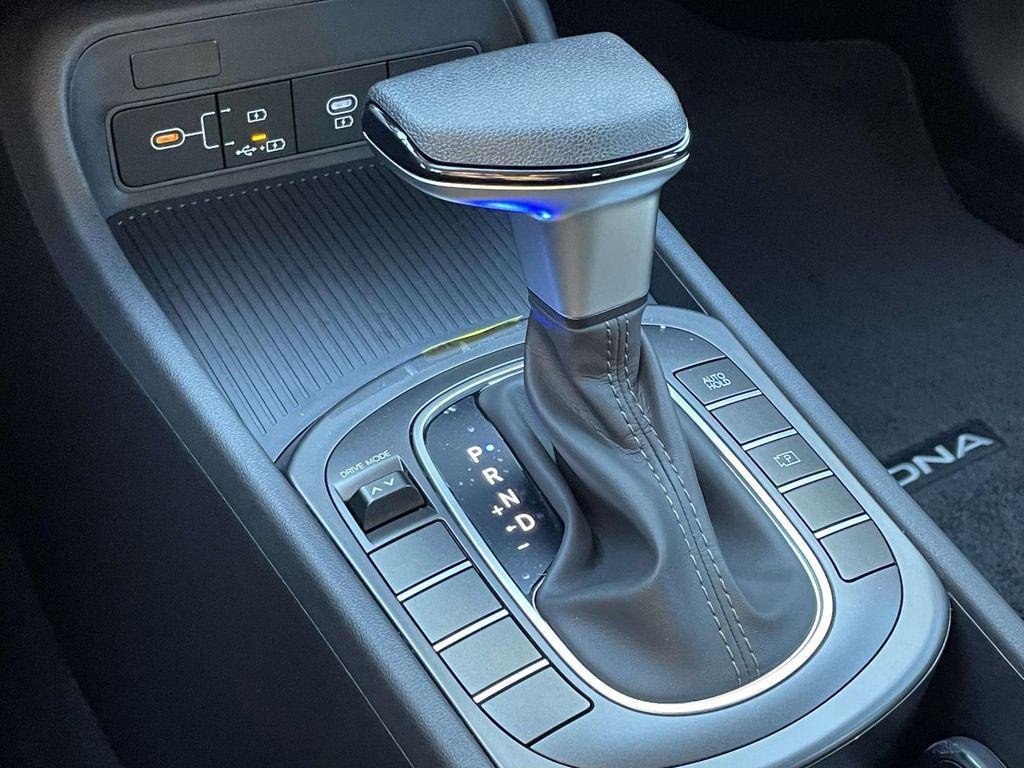 New 2026 Gray Hyundai SE FWD image 27