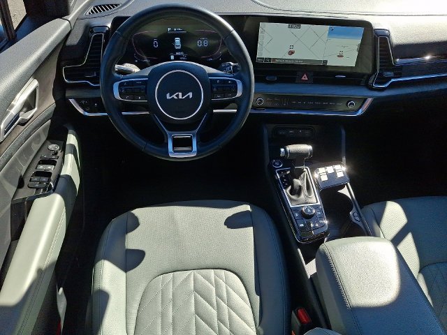 Used 2023 Black Kia X-Line image 12