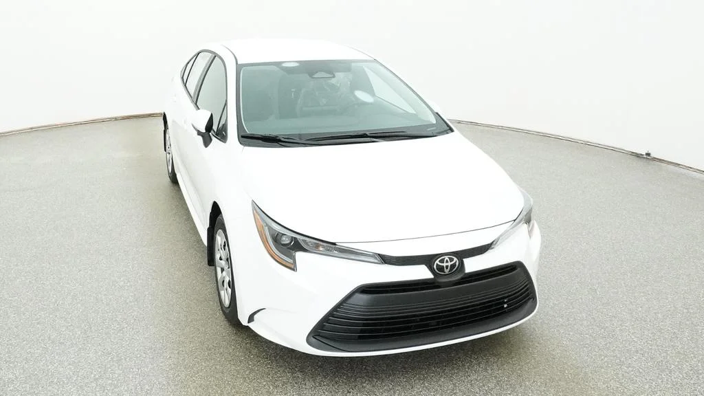 New 2026 Ice Cap Toyota LE image 8