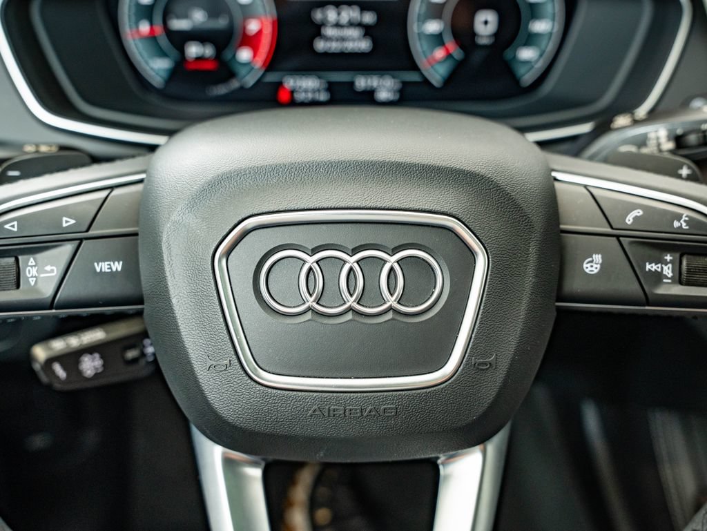 Used 2021 Mythos Black Metallic Audi 45 Prestige image 30