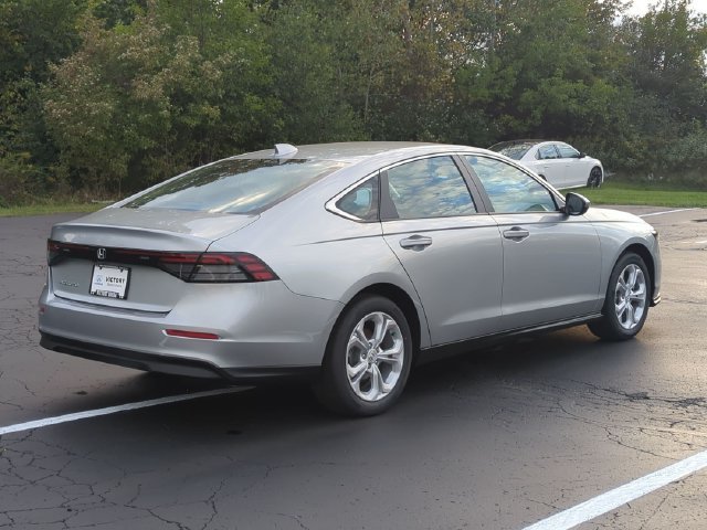 New 2026 Platinum White Pearl Honda LX image 6