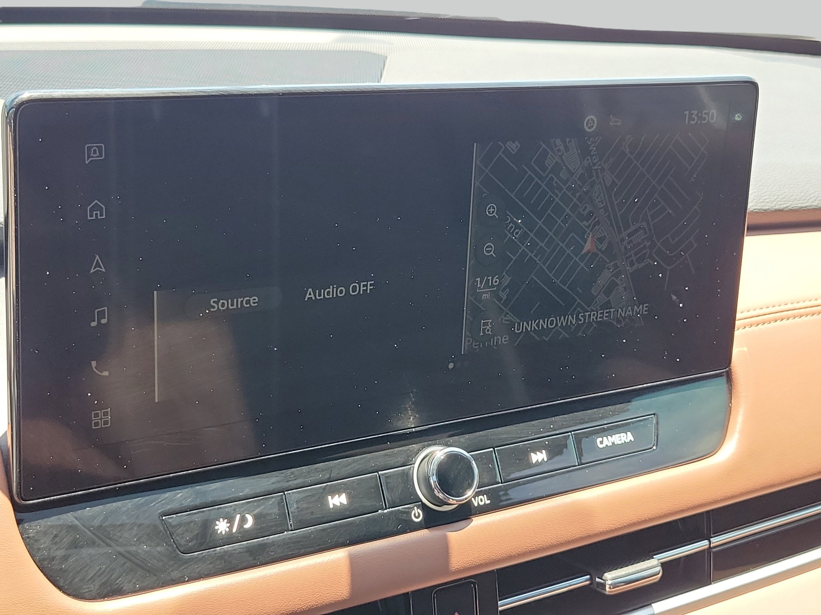 Used 2025 Graphite Gray Mitsubishi SEL image 27