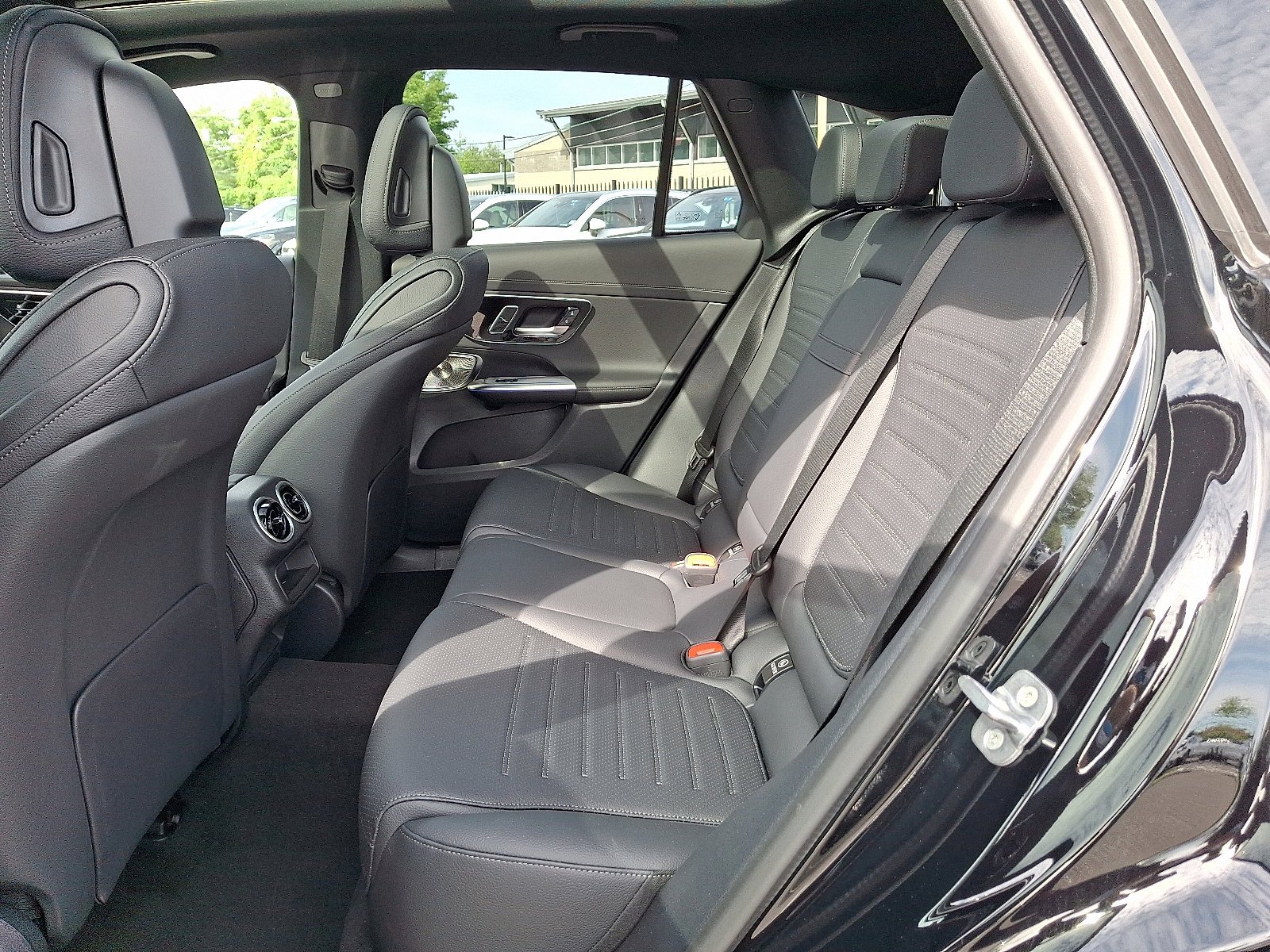 New 2026 Black Mercedes-Benz GLC 300 image 6