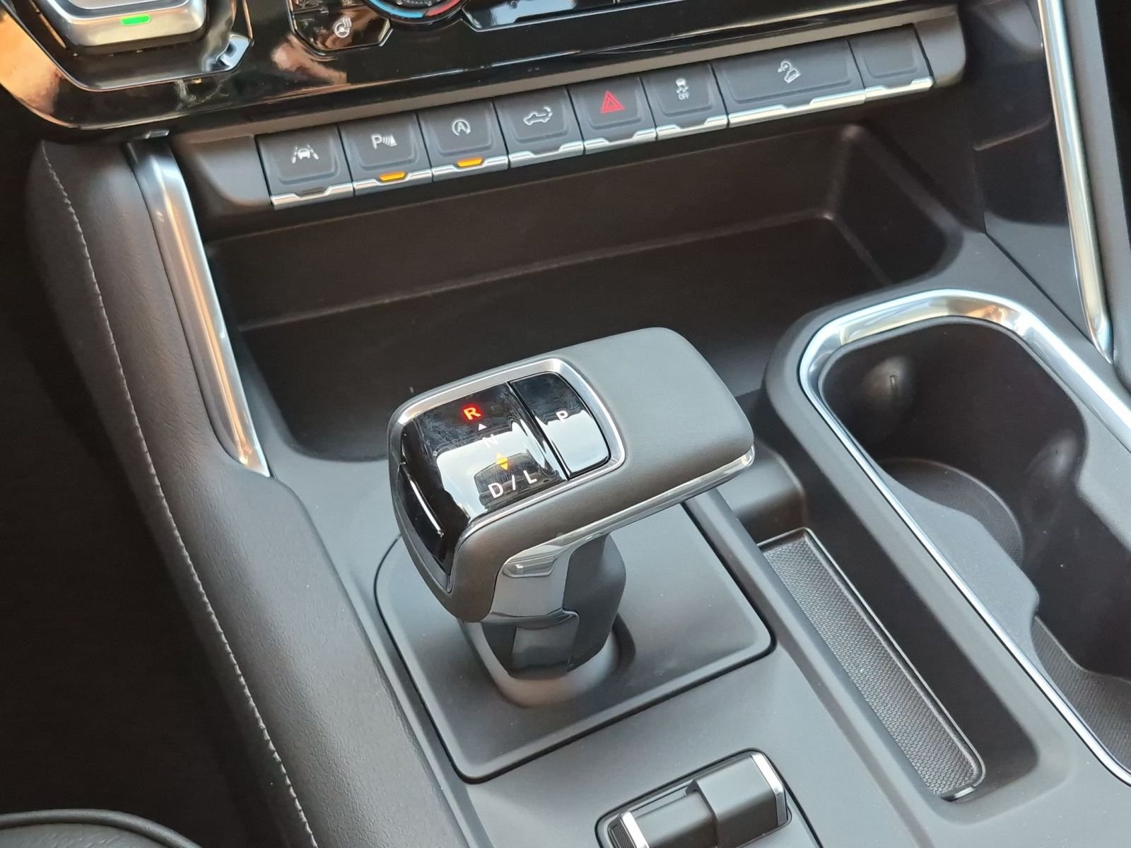 2026 GMC Sierra 1500 Denali - Photo 14