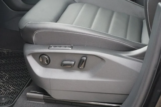 2024 Volkswagen Atlas SEL - Photo 16